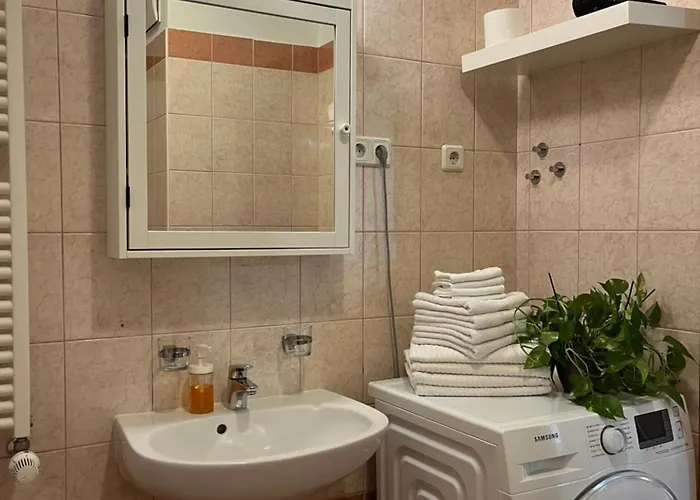 Cozy Nest Apartament *